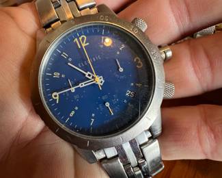Really nice men’s electric watch
