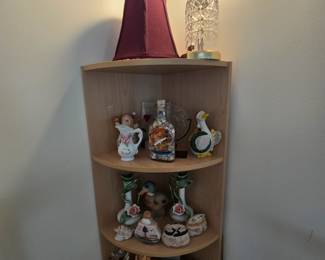 Figurines and decor.