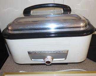 large elcectric roasting oven.