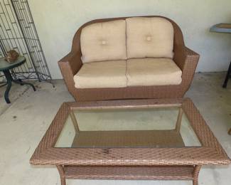 Like new 4 piece indoor/outdoor patio set.