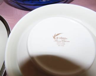 Large Mikasa dinner set "Solitide".