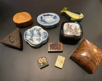 antique and vintage trinket boxes