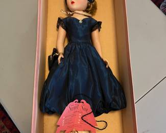 Sweet Sue Sophisticate doll with label, original box and original dress