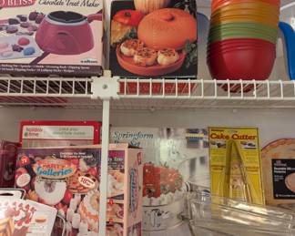 Lots of NEW items in this pantry!