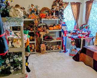 LOTS of FLORALS! All pieces are in great condition and there is something for every occasion!