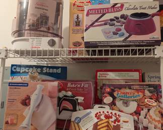 Lots of NEW items in this pantry!
