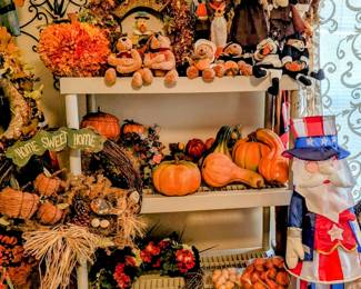 Fall Decor - all the way through Thanksgiving!