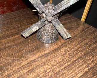 Pencil sharpener