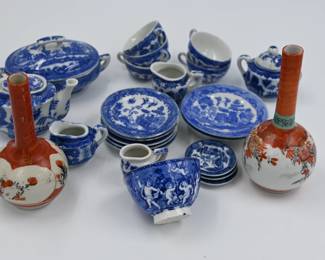 2 antique Satsuma bud vases