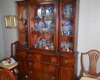 BEAUTIFUL mahogany breakfront china cabinet, produced by Saginaw Furniture Shops. This particular piece appears to be from the 1930s-1950s era. Saginaw Furniture Company was known for producing high-quality furniture, especially during this period.
