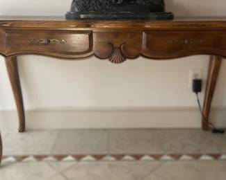 ETHAN ALLEN COUNTRY FRENCH CONSOLE TABLE