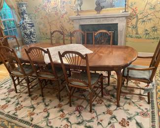 ETHAN ALLEN FRENCH COUNTRY DINING TABLE WITH 6-SIDE CHAIRS AND 2-ARM CHAIRS
