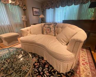 PR OF CURVED BACK TUFTED ONE CUSHION SOFAS