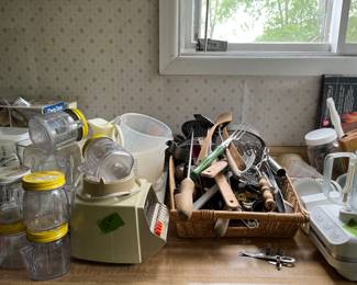blender, utensils