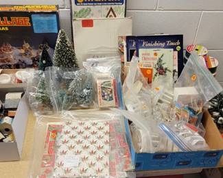 Vintage Christmas decor, crafts and paper