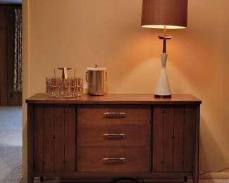 Broyhill Saga credenza