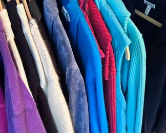 Woman’s clothing sz large & XL