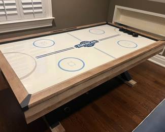 Air Hockey Table