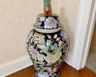 Chinese Urn
