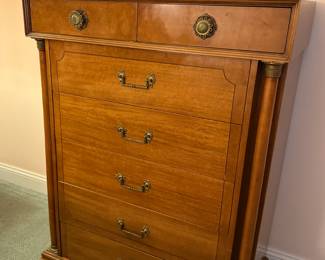 VINTAGE BEDROOM FURNITURE
