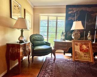 Explore this Preston Hollow estate sale featuring antique furniture, curated artwork, home décor, vintage collectibles, glassware, rugs and a Toyota Camry—double the inventory from two designer-appointed Dallas homes. Discovery Estate Sales.
