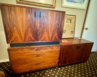 Explore this Preston Hollow estate sale featuring antique furniture, curated artwork, home décor, vintage collectibles, glassware, rugs and a Toyota Camry—double the inventory from two designer-appointed Dallas homes. Discovery Estate Sales.
