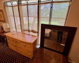 Explore this Preston Hollow estate sale featuring antique furniture, curated artwork, home décor, vintage collectibles, glassware, rugs and a Toyota Camry—double the inventory from two designer-appointed Dallas homes. Discovery Estate Sales.
