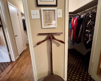 Explore this Preston Hollow estate sale featuring antique furniture, curated artwork, home décor, vintage collectibles, glassware, rugs and a Toyota Camry—double the inventory from two designer-appointed Dallas homes. Discovery Estate Sales.
