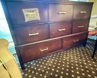 Explore this Preston Hollow estate sale featuring antique furniture, curated artwork, home décor, vintage collectibles, glassware, rugs and a Toyota Camry—double the inventory from two designer-appointed Dallas homes. Discovery Estate Sales.
