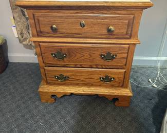 BEDSIDE TABLE