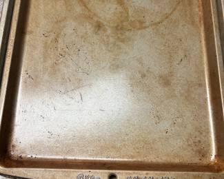 WILTON BAKING PANS