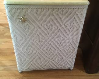MCM VOGUE HAMPER