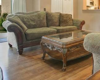 4-piece Living Room Set - Sofa, Loveseat, coffee table, and end table