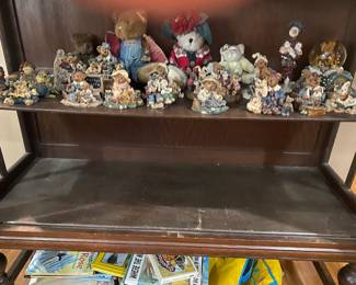 Boyd’s Bears plush and figurines