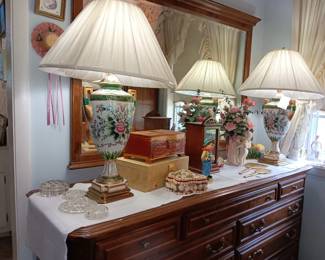 Gorgeous John Richard Lighting Pr. Lamps
