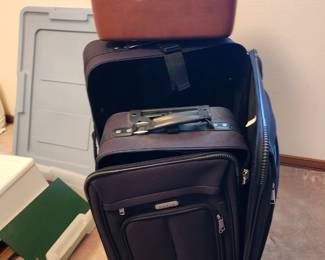 Like new luggage