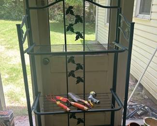 Plant stand