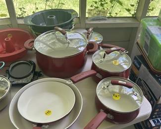 New Paula deen 6 piece set
