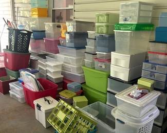 Storage containers
