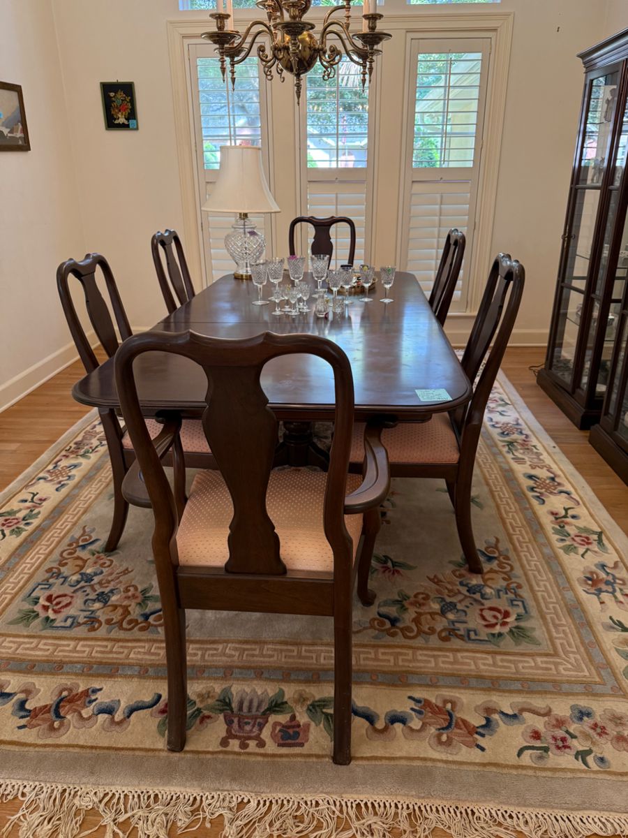 Dining room, Waterford items