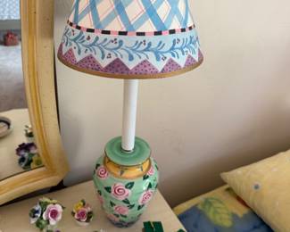 McKenzie Phillips type lamp