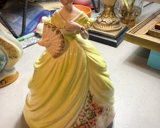 Josef Original First Date Figurine