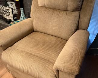 Lazy Boy lift recliner