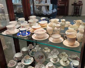Large cup & saucer collection