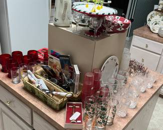 GREAT SELECTION OF HOLIDAY WARE!
