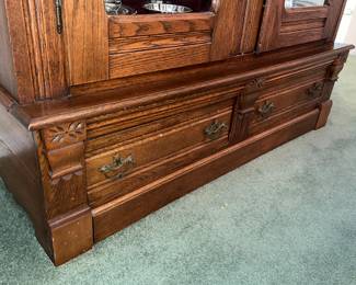 2 - drawers in the bottom