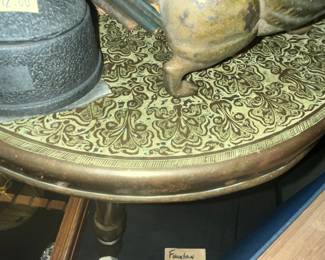 Wonderful etched design in top!