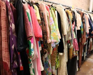 Women's Vintage Clothing