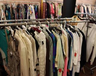 Women's Vintage Clothing