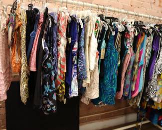 Women's Vintage Clothing